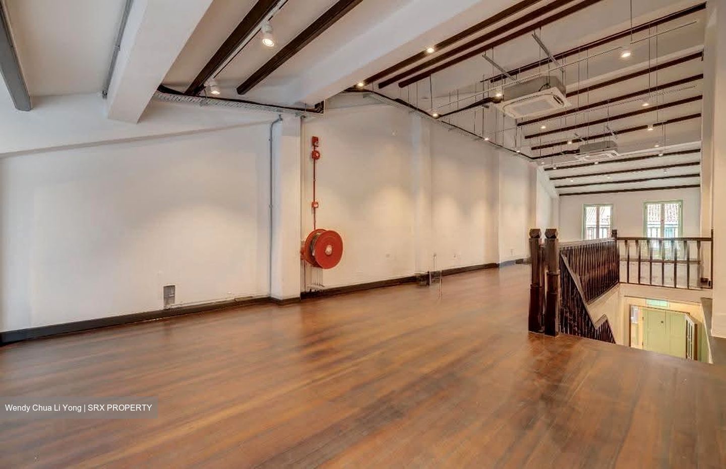 North Bridge Road (D7), Office #632851751
